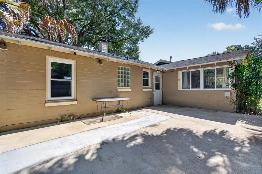 715 NW 22nd Avenue Gainesville FL 32609
