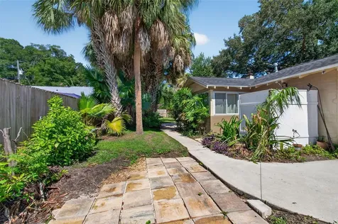 715 NW 22nd Avenue Gainesville FL 32609