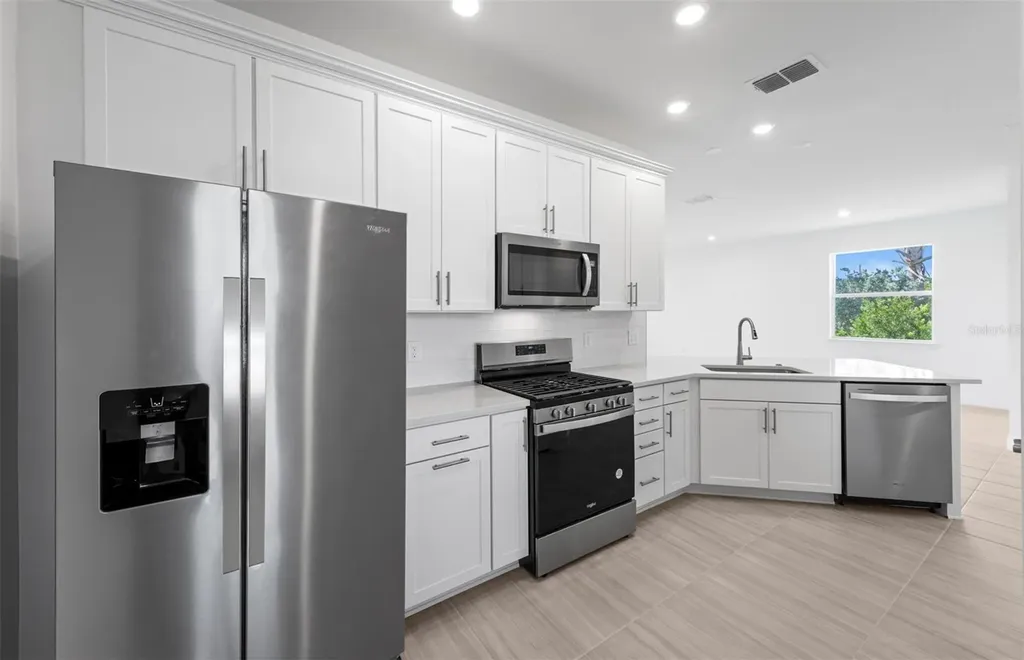 27112 Clam Shell Court Englewood FL 34223