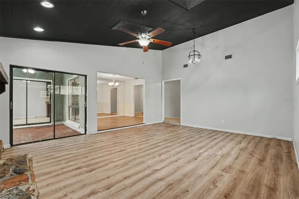 10906 Autumn Oak Place Tampa FL 33618