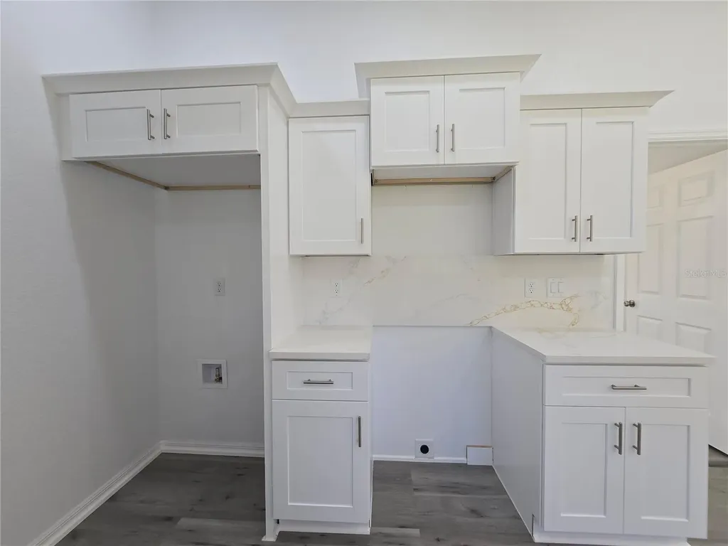 35 Sequoia Trail Ocklawaha FL 32179