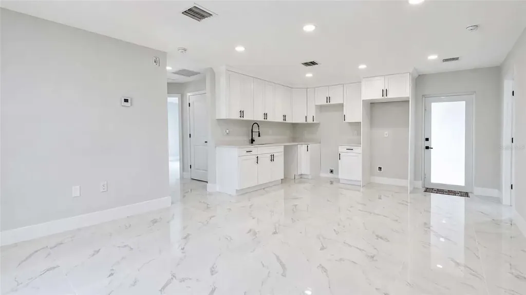 1120 Ravenswood Street E Lehigh Acres FL 33974