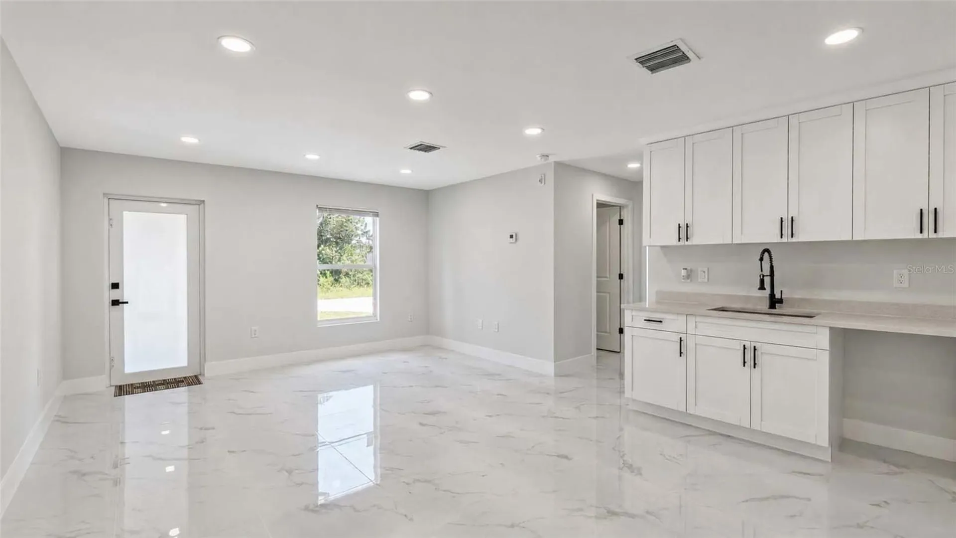 1120 Ravenswood Street E Lehigh Acres FL 33974