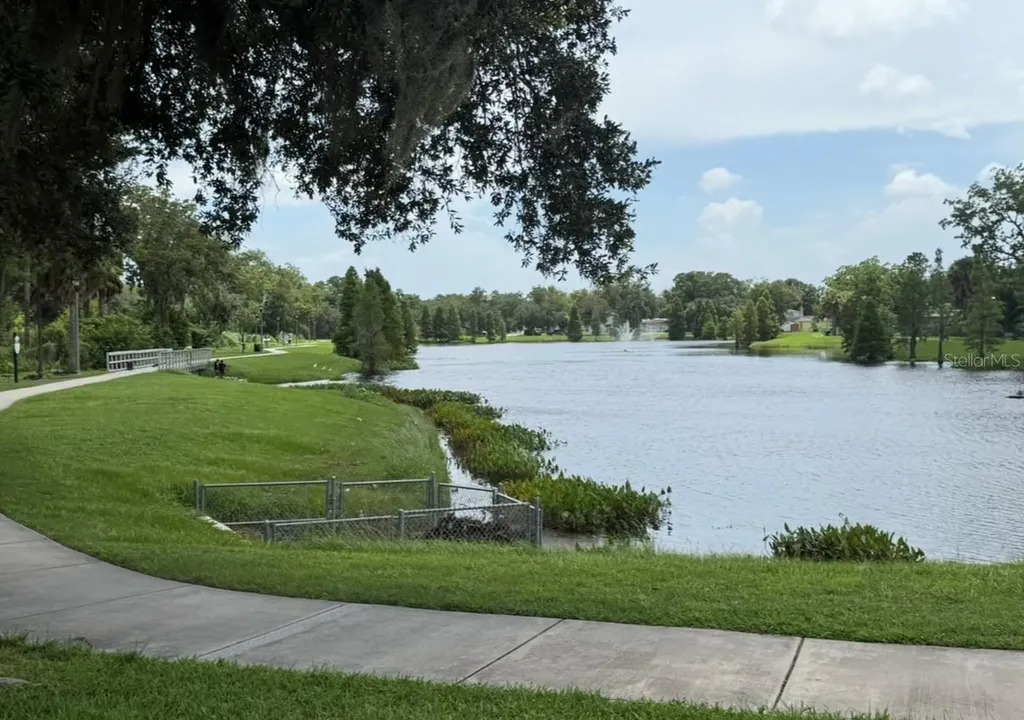 1325 E Laura Street Plant City FL 33563