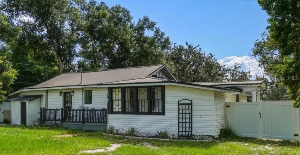 650 9th Street NE Winter Haven FL 33881