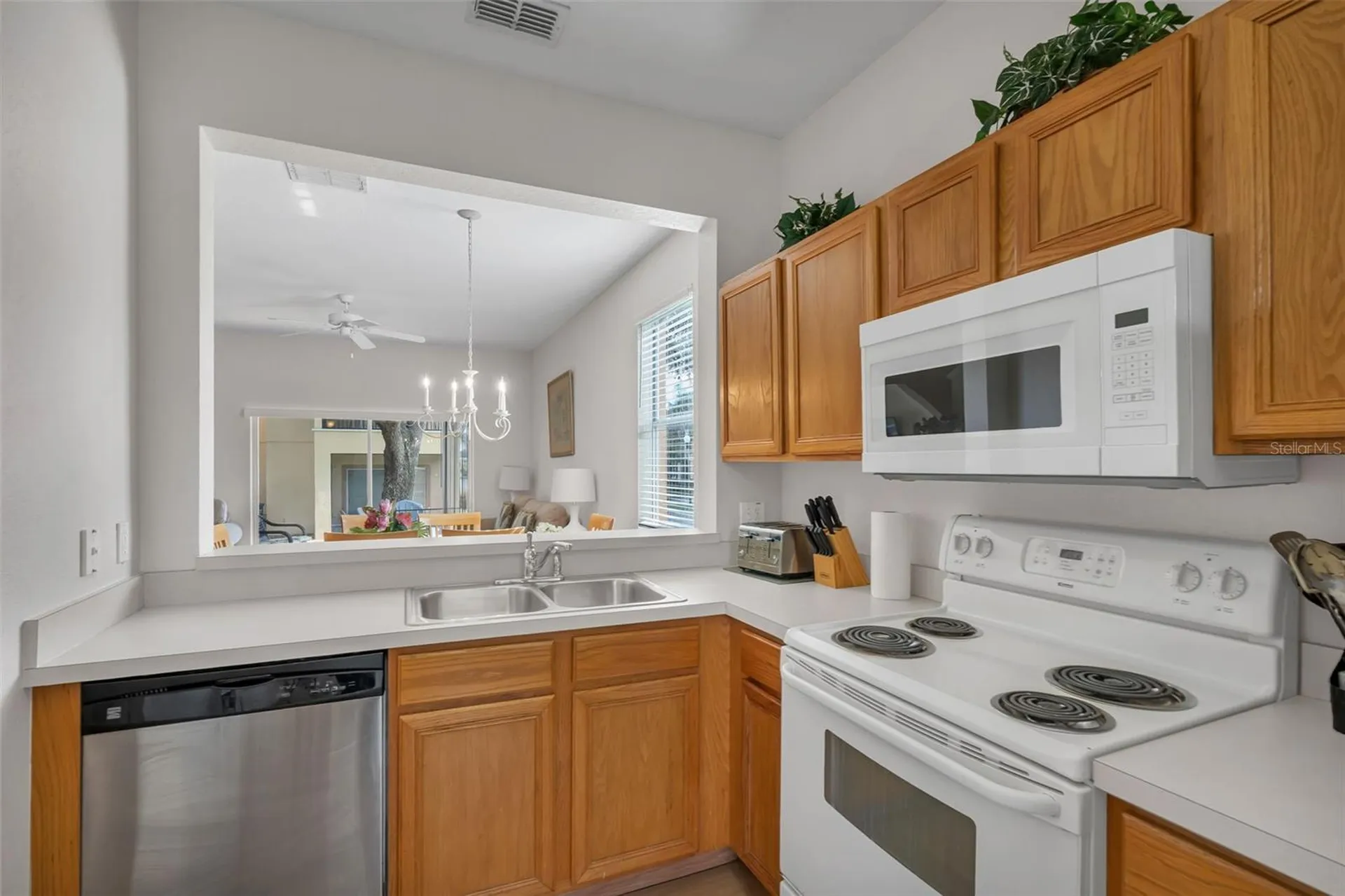 743 Calabria Avenue Davenport FL 33897