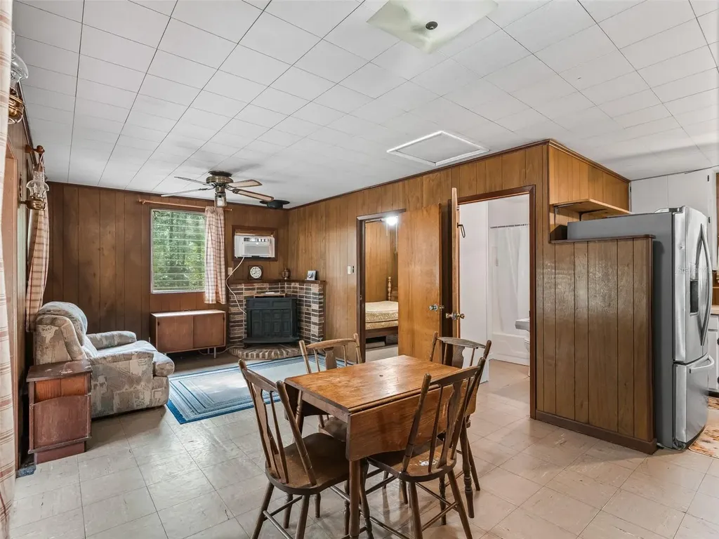 4935 SW 124th Lane Webster FL 33597