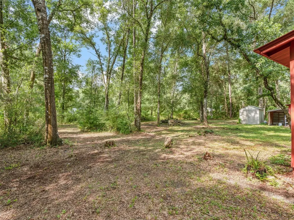 4935 SW 124th Lane Webster FL 33597