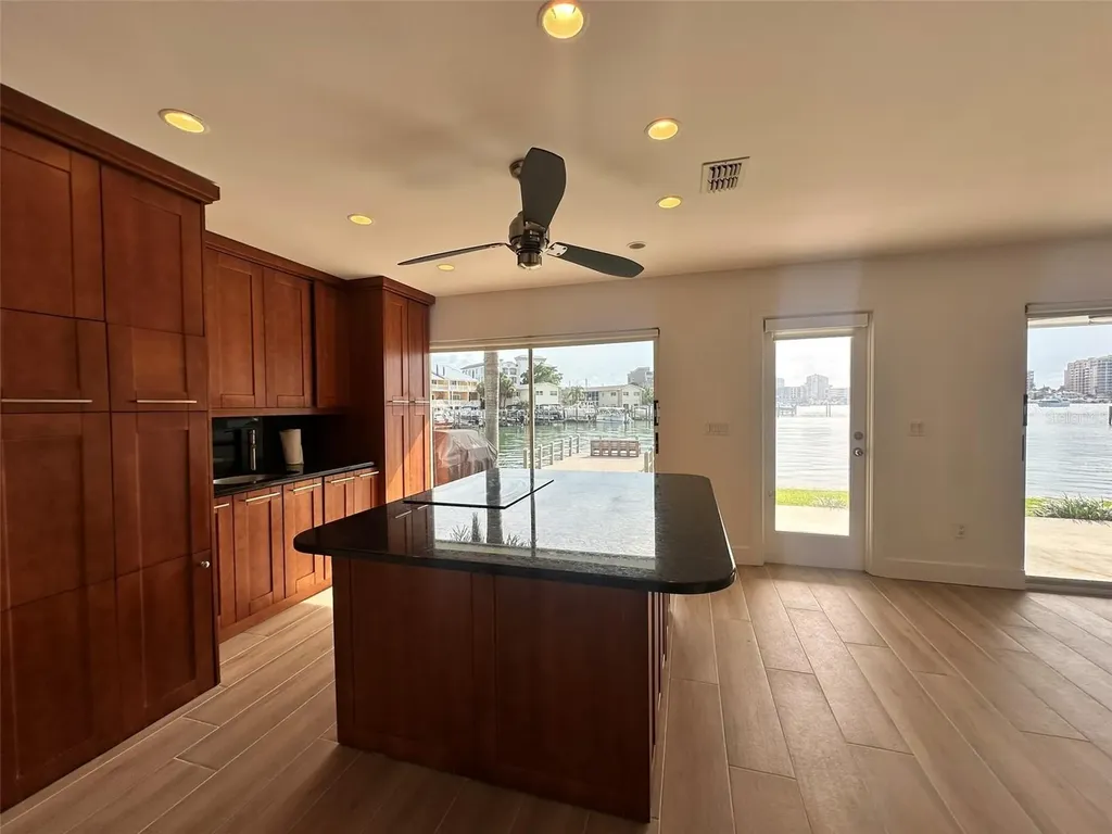 400 Larboard Way Clearwater Beach FL 33767