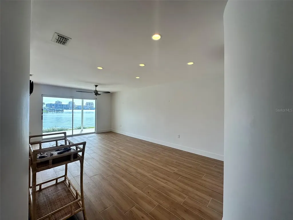 400 Larboard Way Clearwater Beach FL 33767