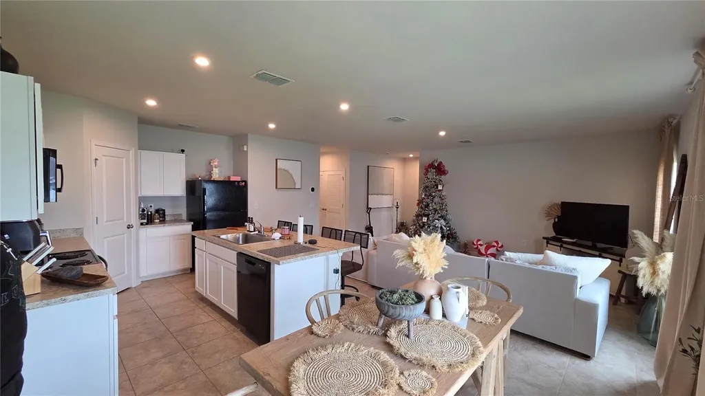 1427 Madison Circle Haines City FL 33844