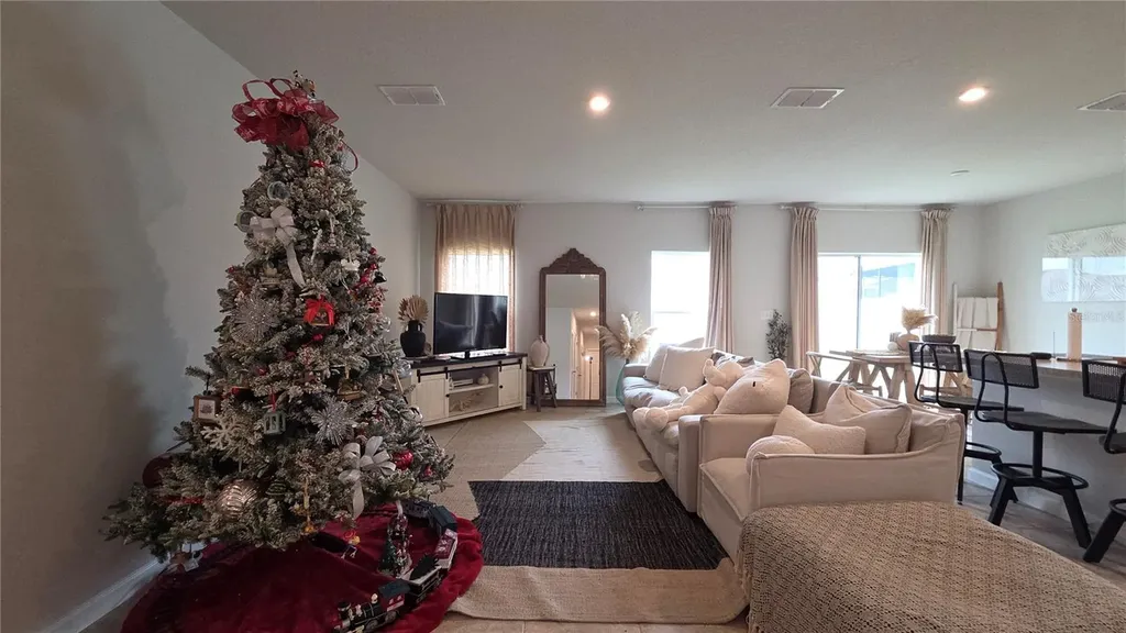 1427 Madison Circle Haines City FL 33844