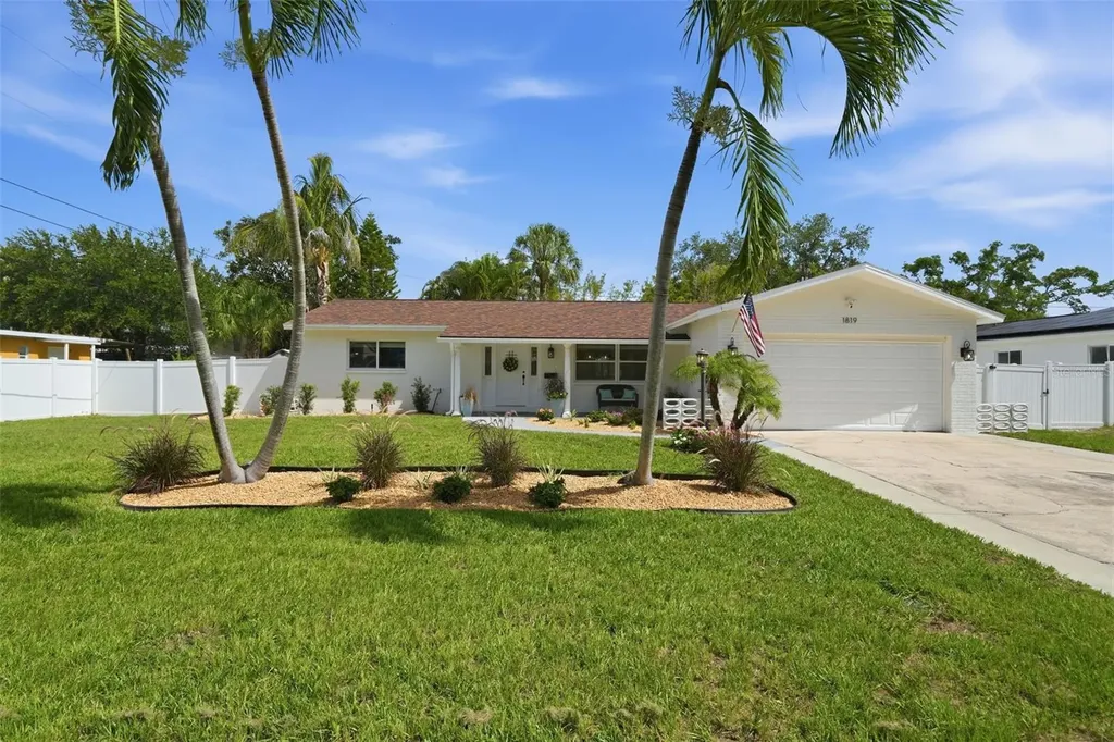 1819 Maryland Avenue NE St Petersburg FL 33703
