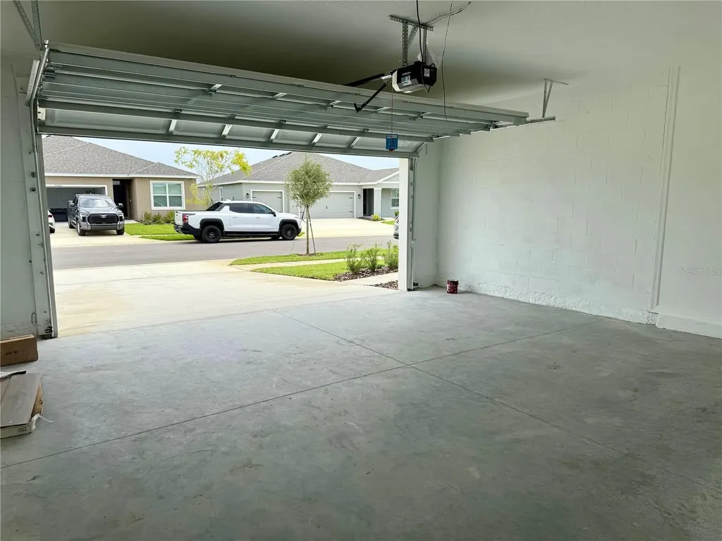 35477 Brick Church Loop Dade City FL 33525