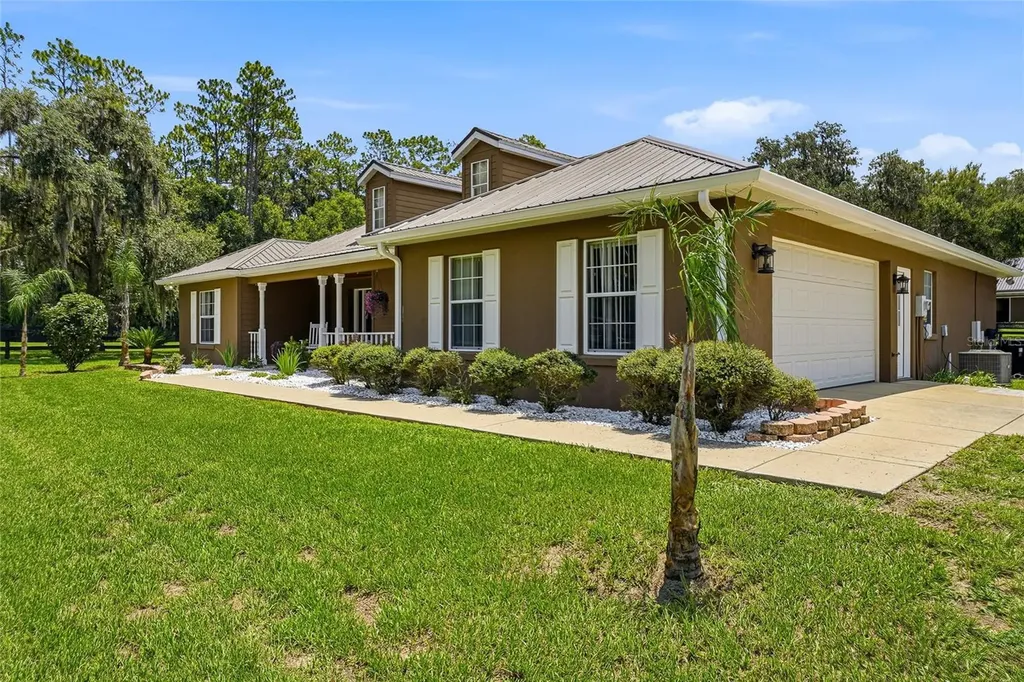4 Middleground Road Ocala FL 34482