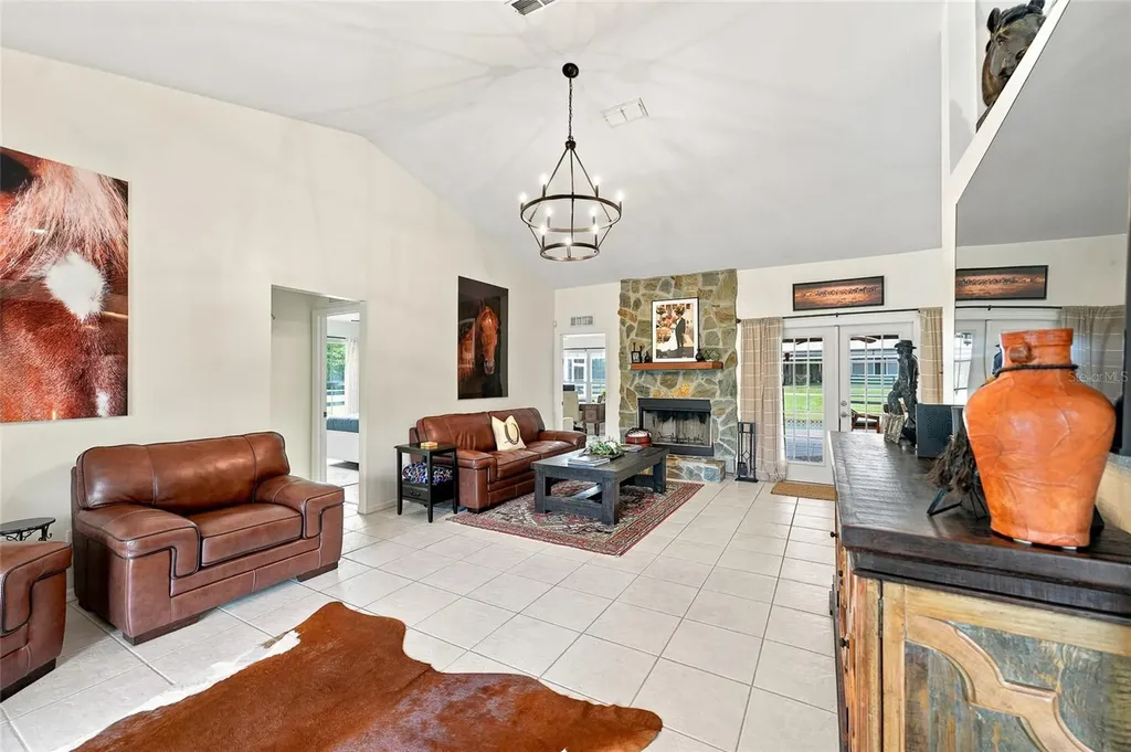 4 Middleground Road Ocala FL 34482