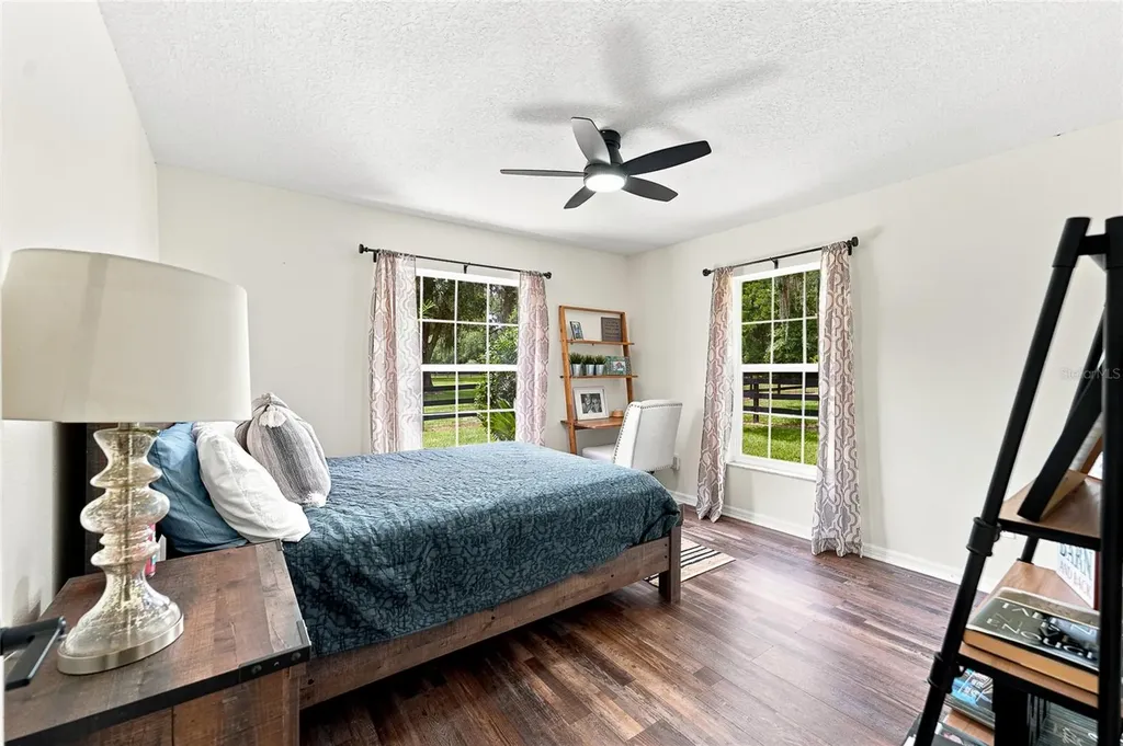 4 Middleground Road Ocala FL 34482