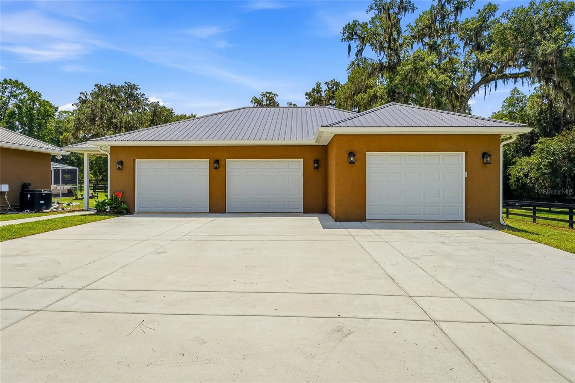 4 Middleground Road Ocala FL 34482