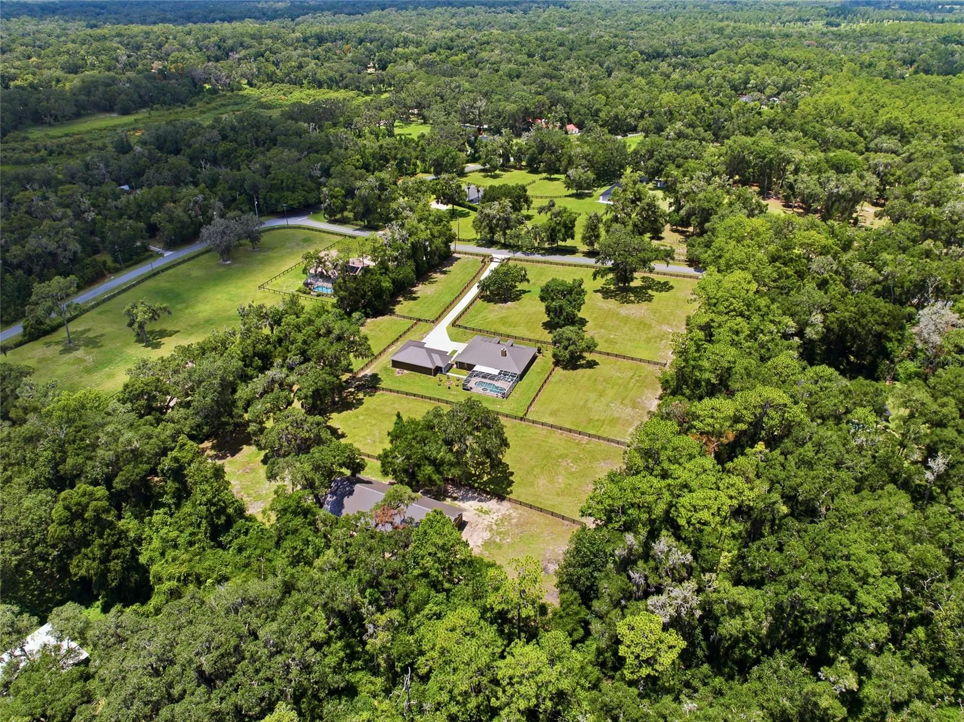 4 Middleground Road Ocala FL 34482