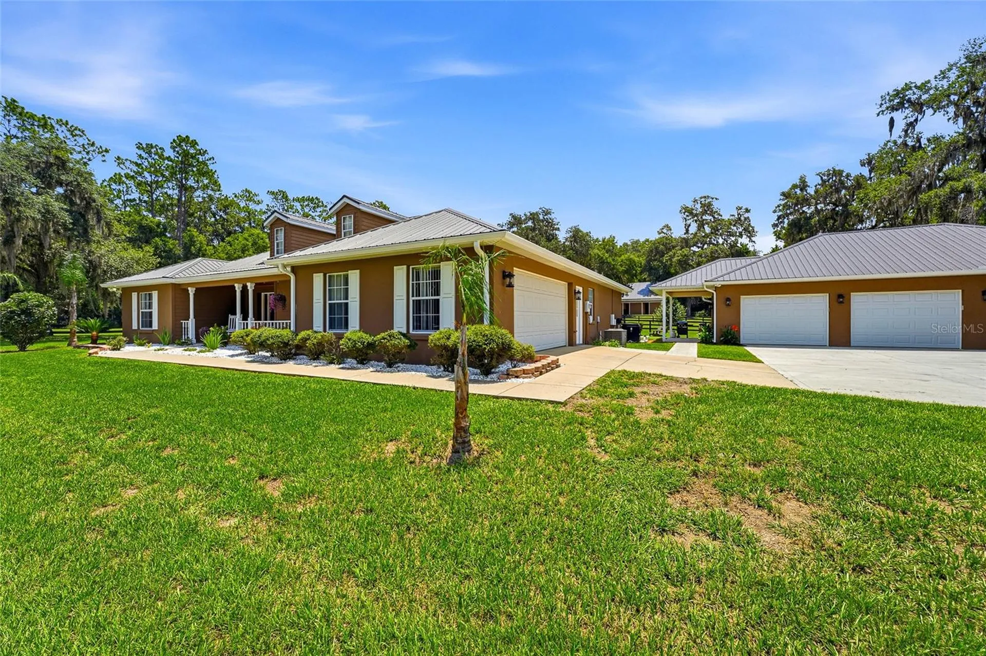 4 Middleground Road Ocala FL 34482