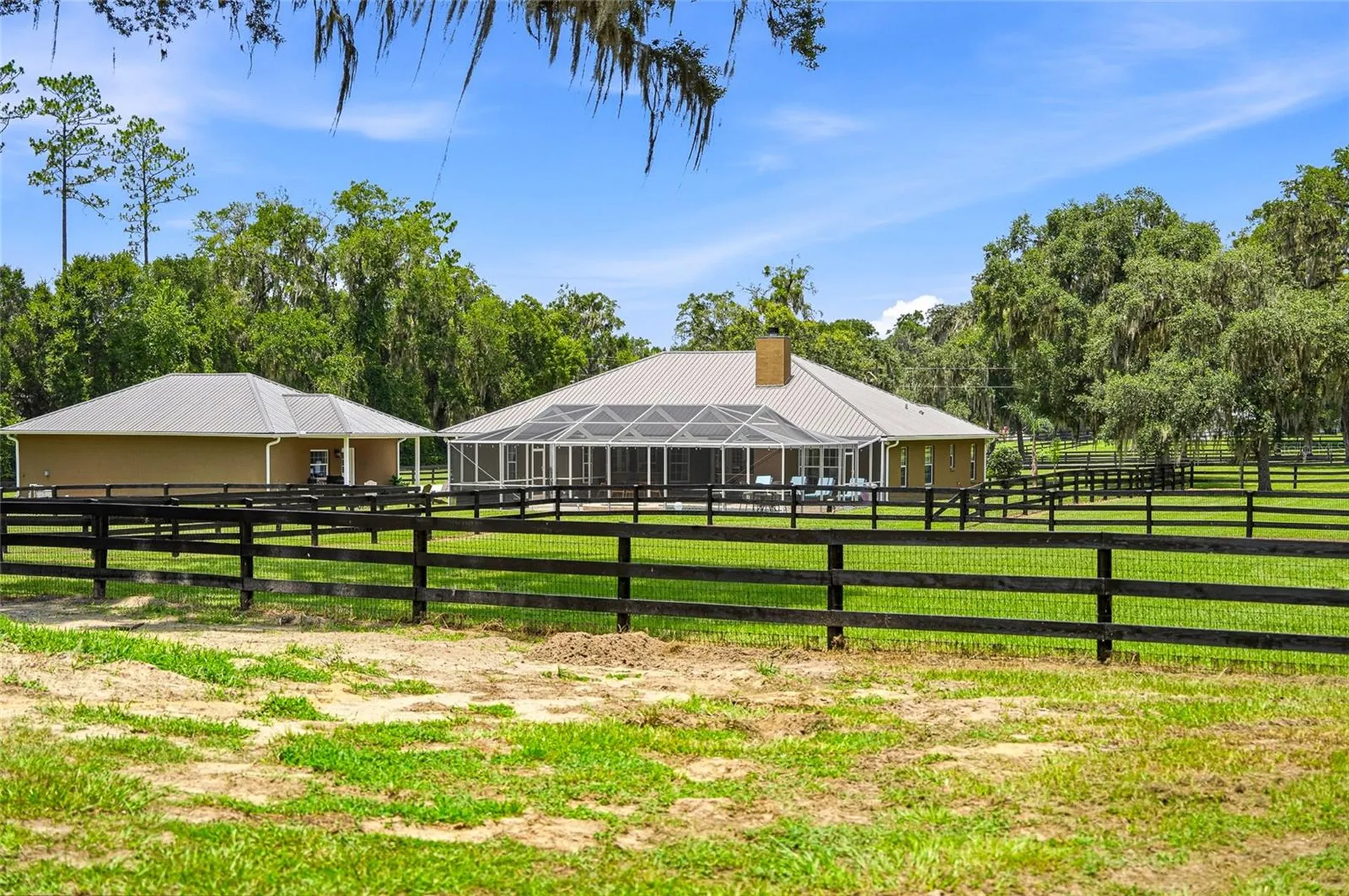 4 Middleground Road Ocala FL 34482