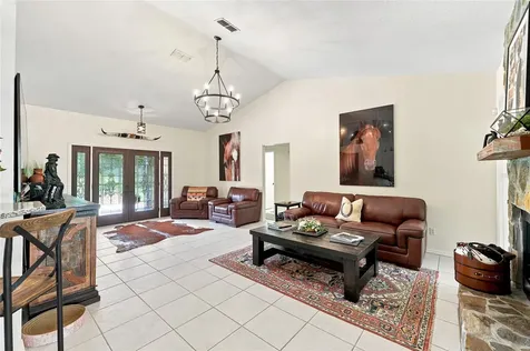 4 Middleground Road Ocala FL 34482