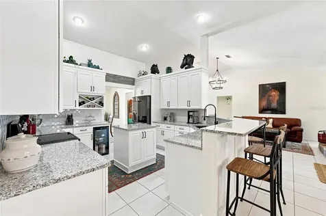 4 Middleground Road Ocala FL 34482
