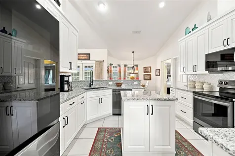4 Middleground Road Ocala FL 34482