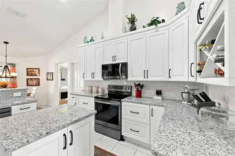 4 Middleground Road Ocala FL 34482