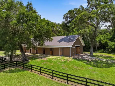 4 Middleground Road Ocala FL 34482