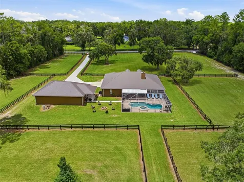 4 Middleground Road Ocala FL 34482
