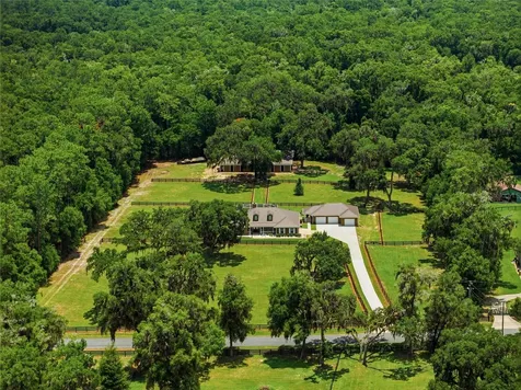 4 Middleground Road Ocala FL 34482