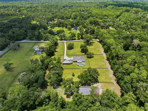 4 Middleground Road Ocala FL 34482