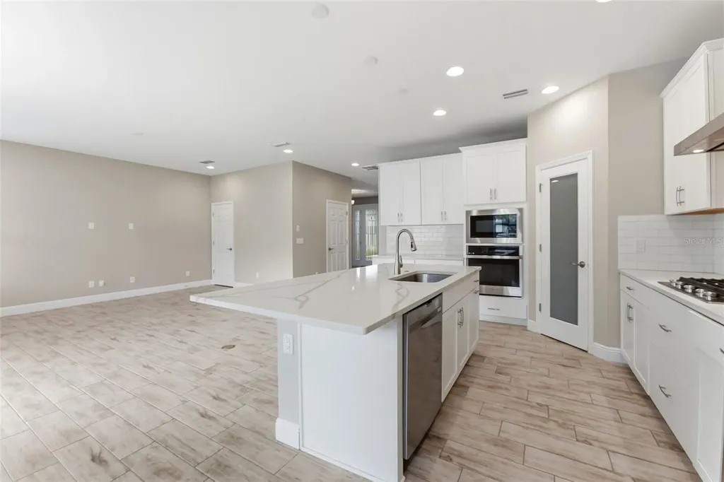 3940 Maurice Avenue Odessa FL 33556