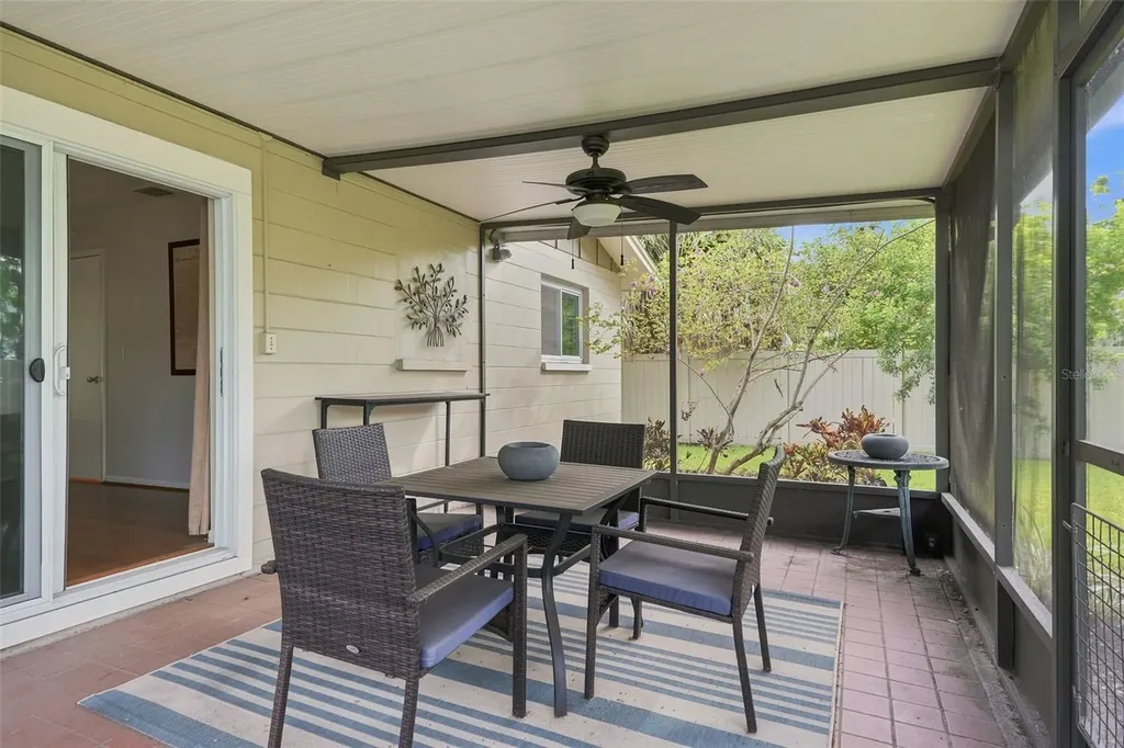 205 SE Monroe Circle N St Petersburg FL 33703