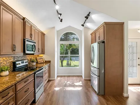 416 Sand Pebble Cove Longwood FL 32750