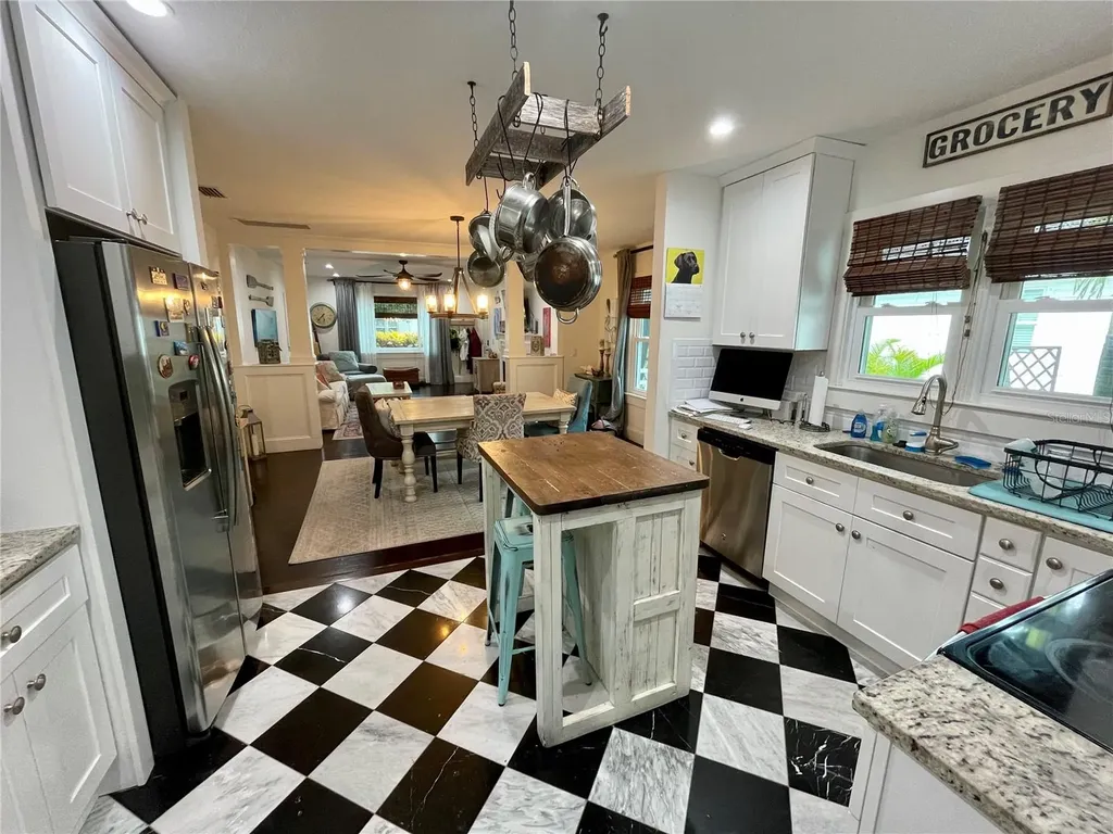2703 10th Avenue W Bradenton FL 34205