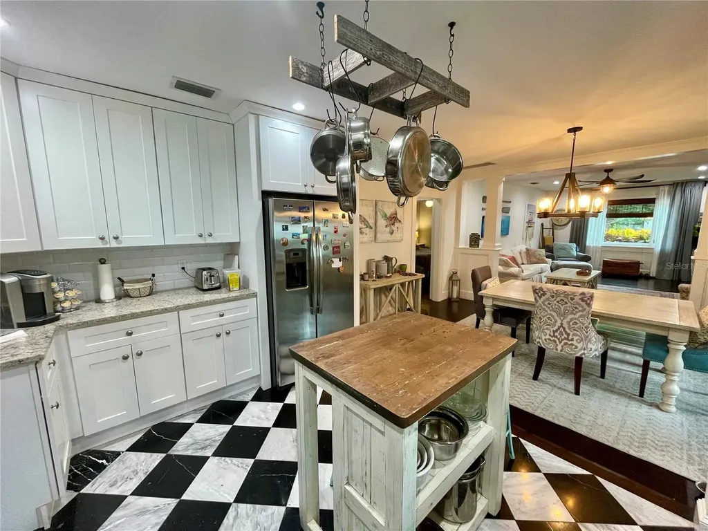 2703 10th Avenue W Bradenton FL 34205