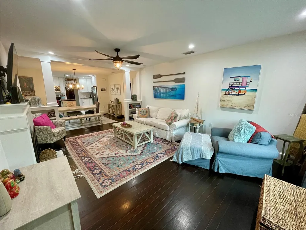 2703 10th Avenue W Bradenton FL 34205