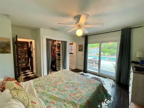 2703 10th Avenue W Bradenton FL 34205
