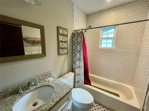2703 10th Avenue W Bradenton FL 34205