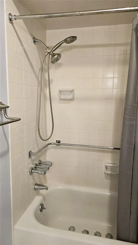 4354 Tahitian Gardens Circle Holiday FL 34691