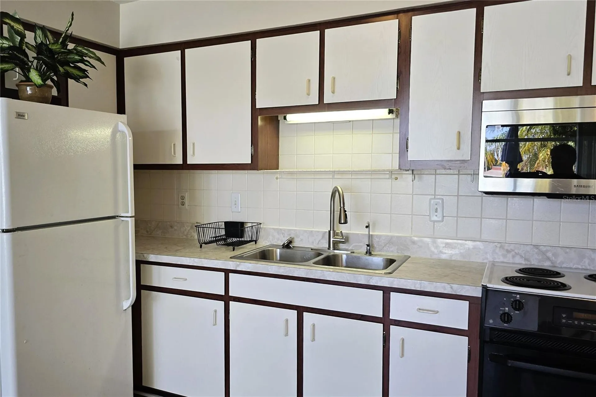 4354 Tahitian Gardens Circle Holiday FL 34691