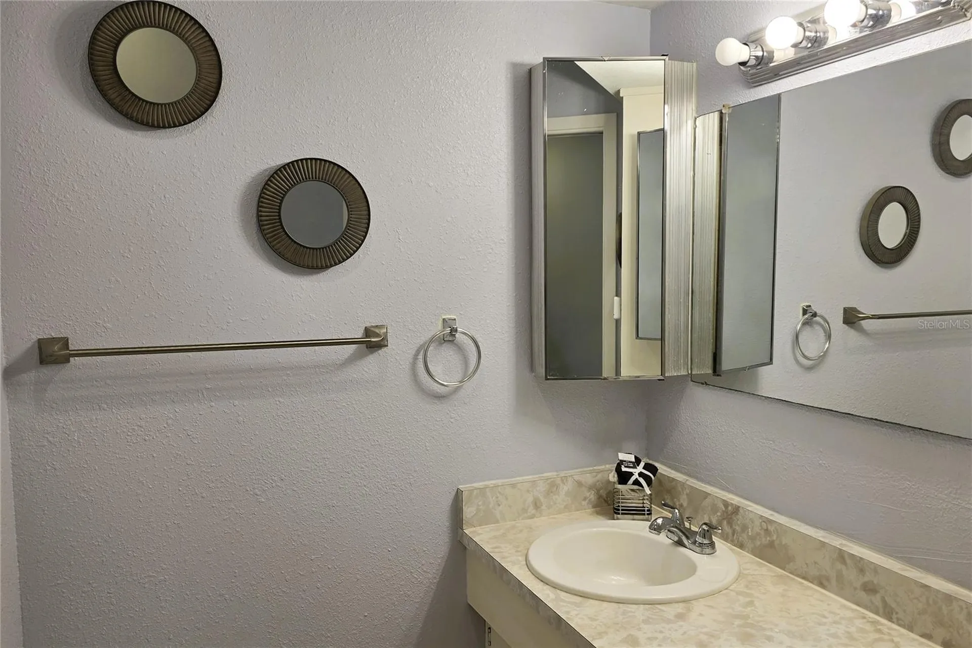 4354 Tahitian Gardens Circle Holiday FL 34691