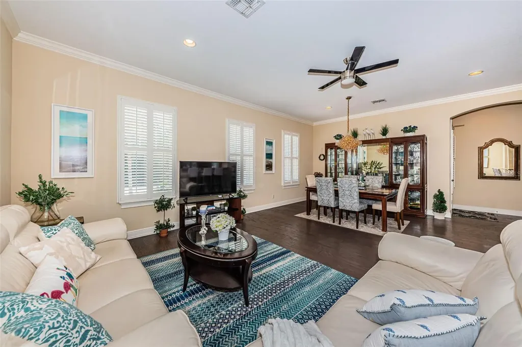 7010 Grevilla Avenue S South Pasadena FL 33707