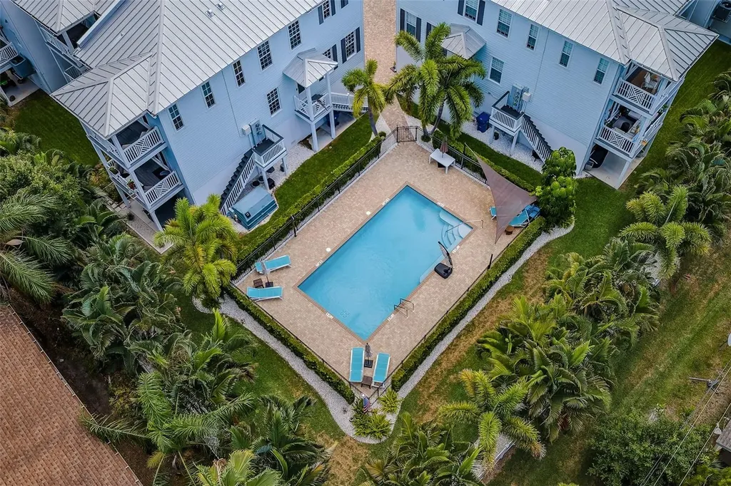 7010 Grevilla Avenue S South Pasadena FL 33707