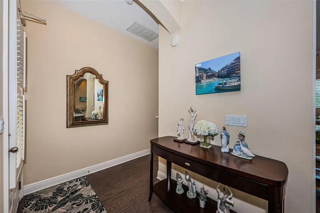 7010 Grevilla Avenue S South Pasadena FL 33707