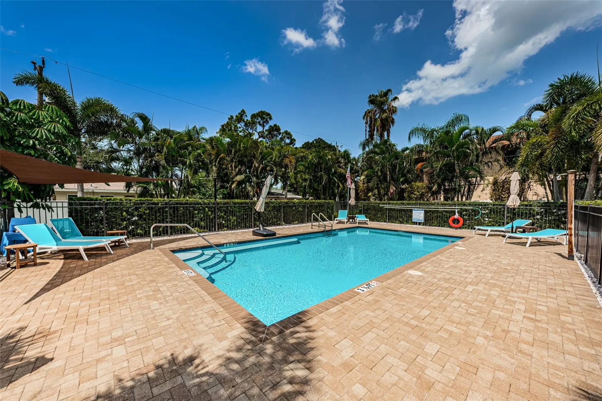 7010 Grevilla Avenue S South Pasadena FL 33707