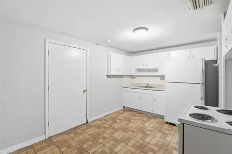 3008 N 43rd Street Tampa FL 33605