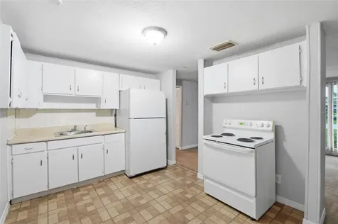 3008 N 43rd Street Tampa FL 33605